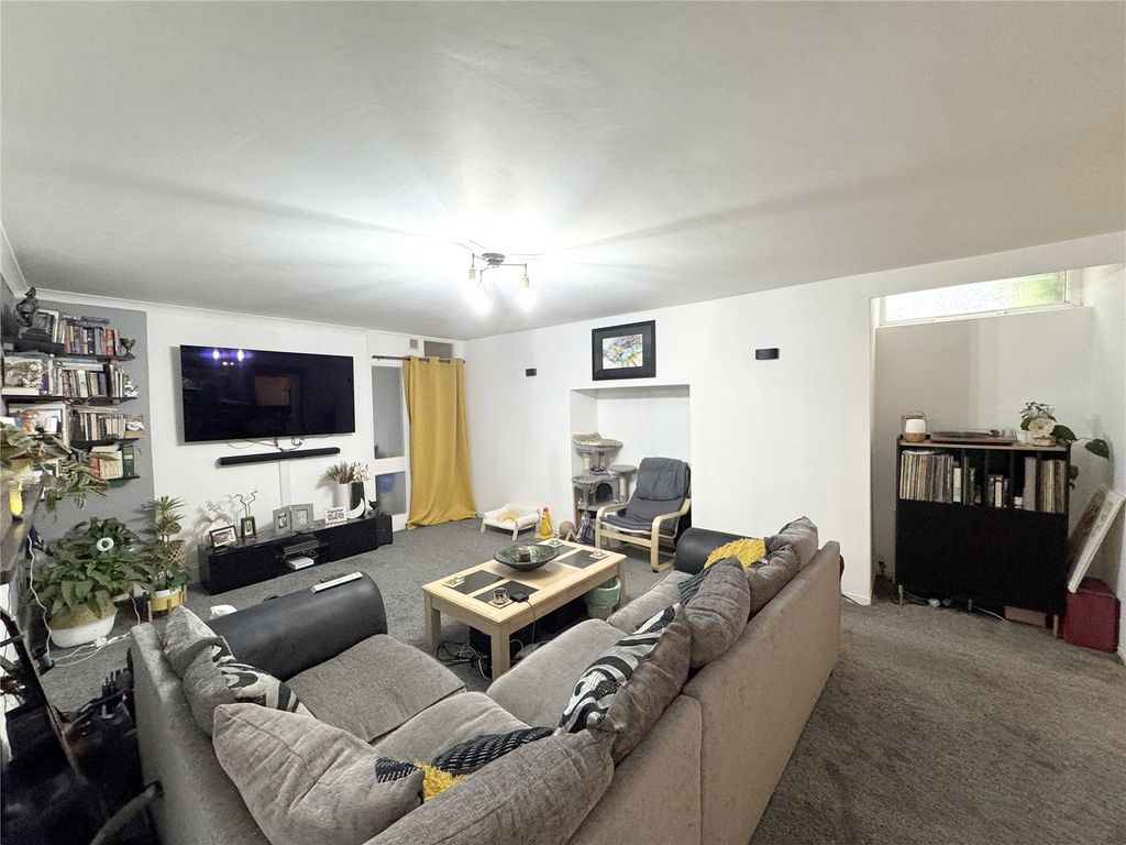Additional image 5 of 2 bed flat for saleSouthpark, Tywardreath PL24
