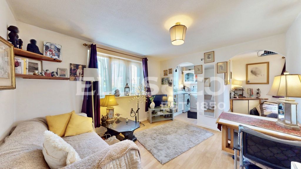 Property photo 1 of 19 Picture No. 17