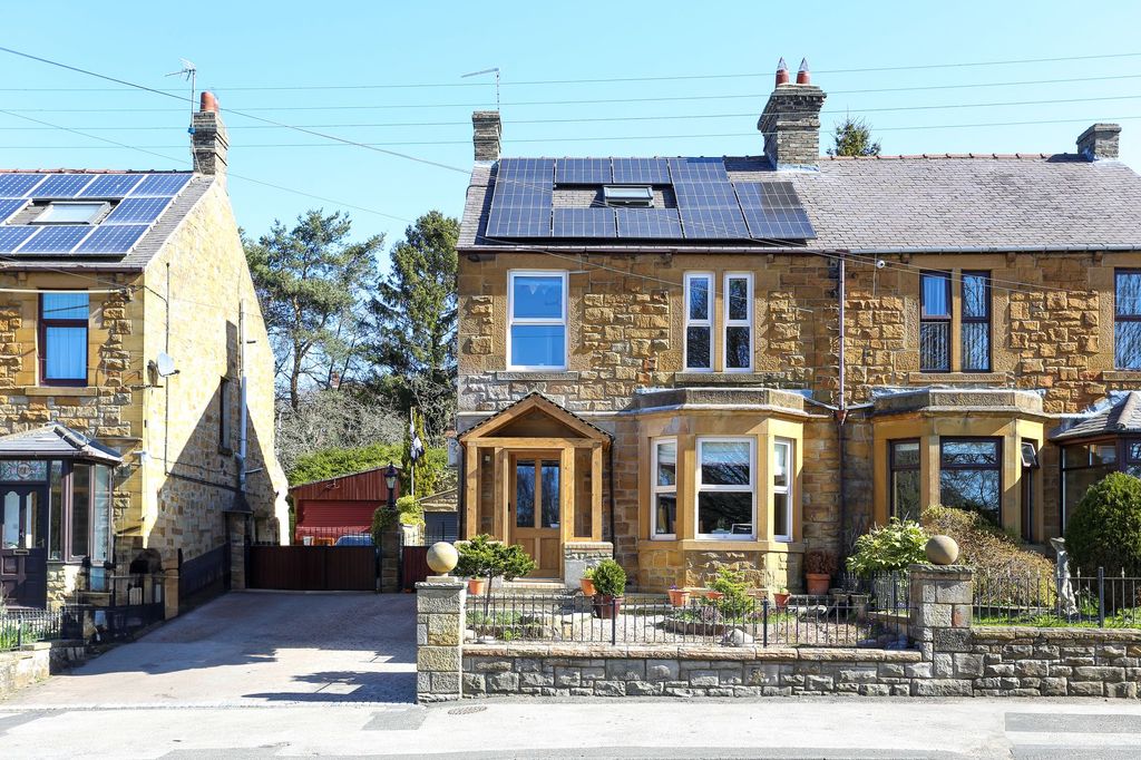 Property photo 1 of 50 Durham Road