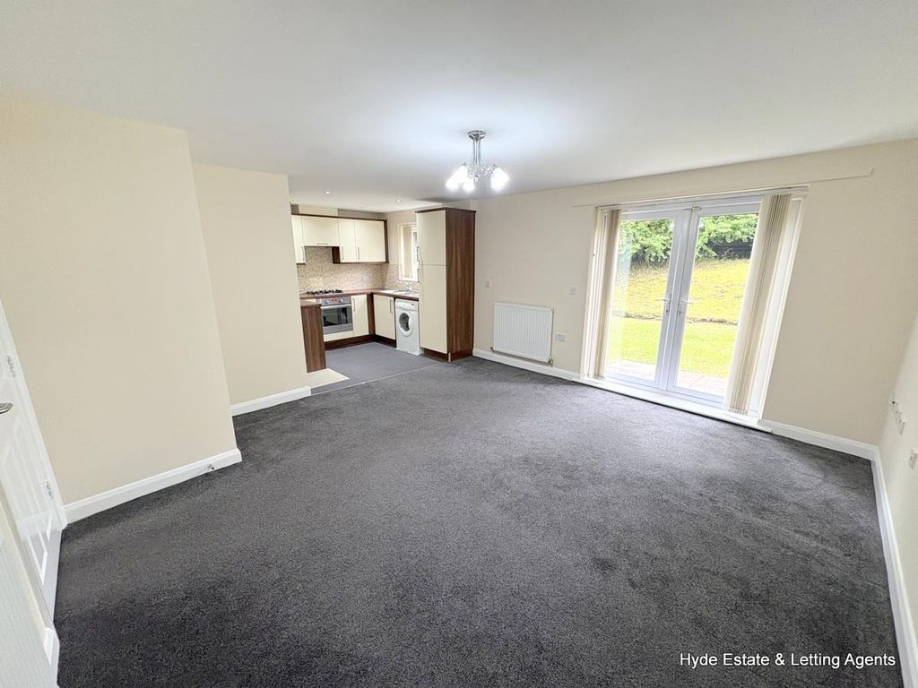 Property photo 2 of 15 Img_8715.Jpg