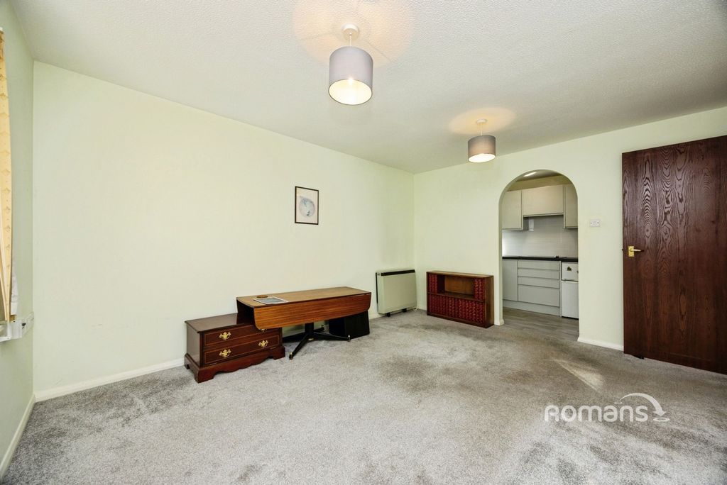 Property photo 2 of 9 Pbox-Img.Jpg