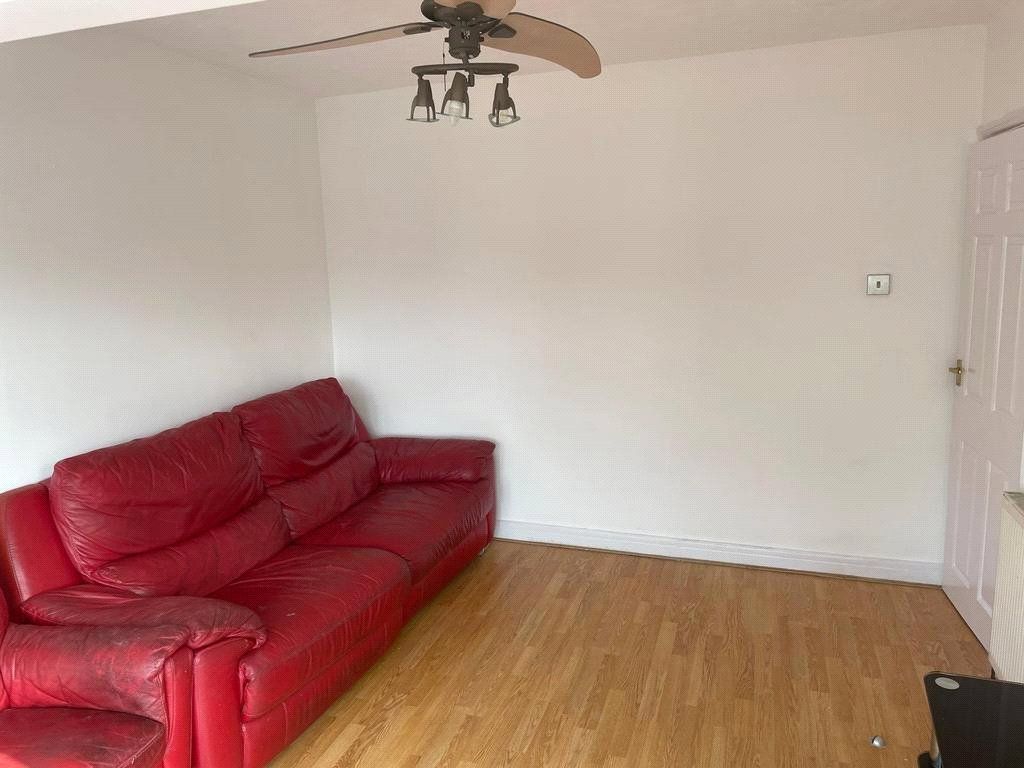 Property photo 2 of 10 Picture No. 02