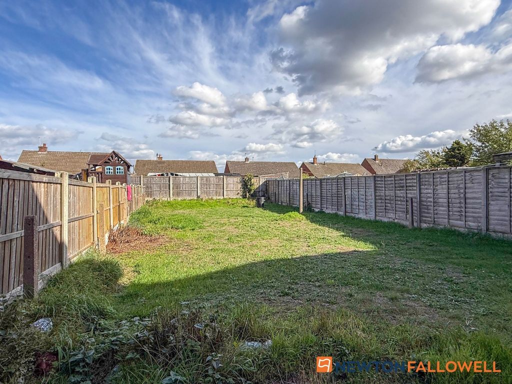 Property photo 3 of 14 Rear Garden 1
