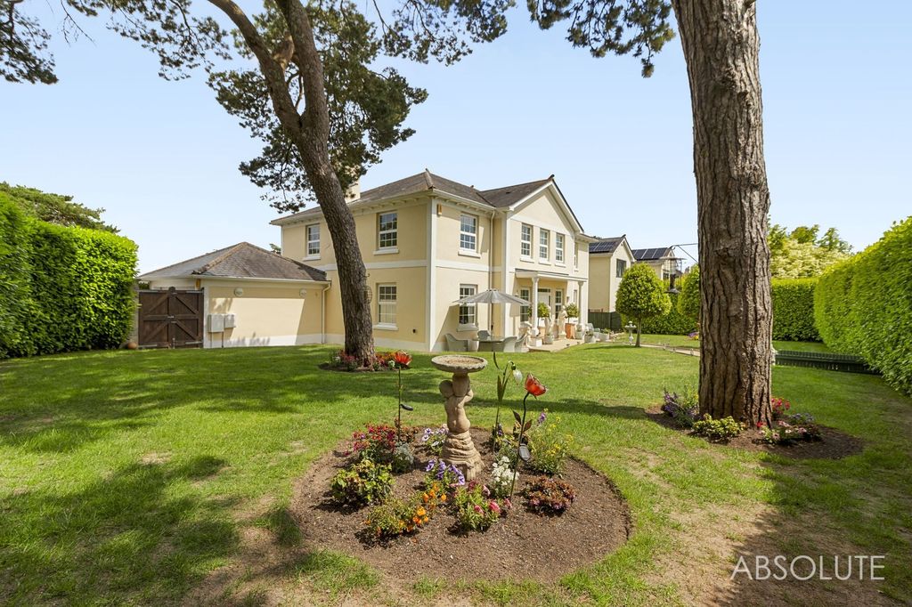 Property photo 1 of 37