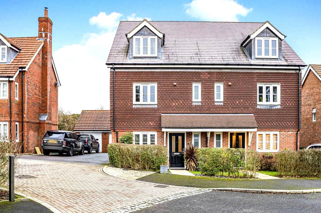 Property photo 1 of 19 Picture No. 41