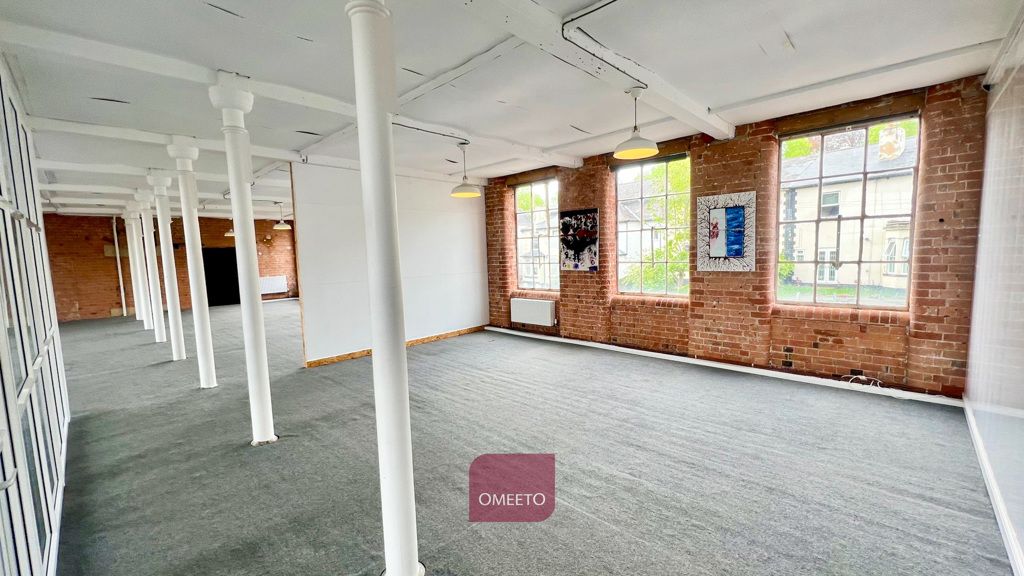 Property photo 3 of 7 Large Office To Let