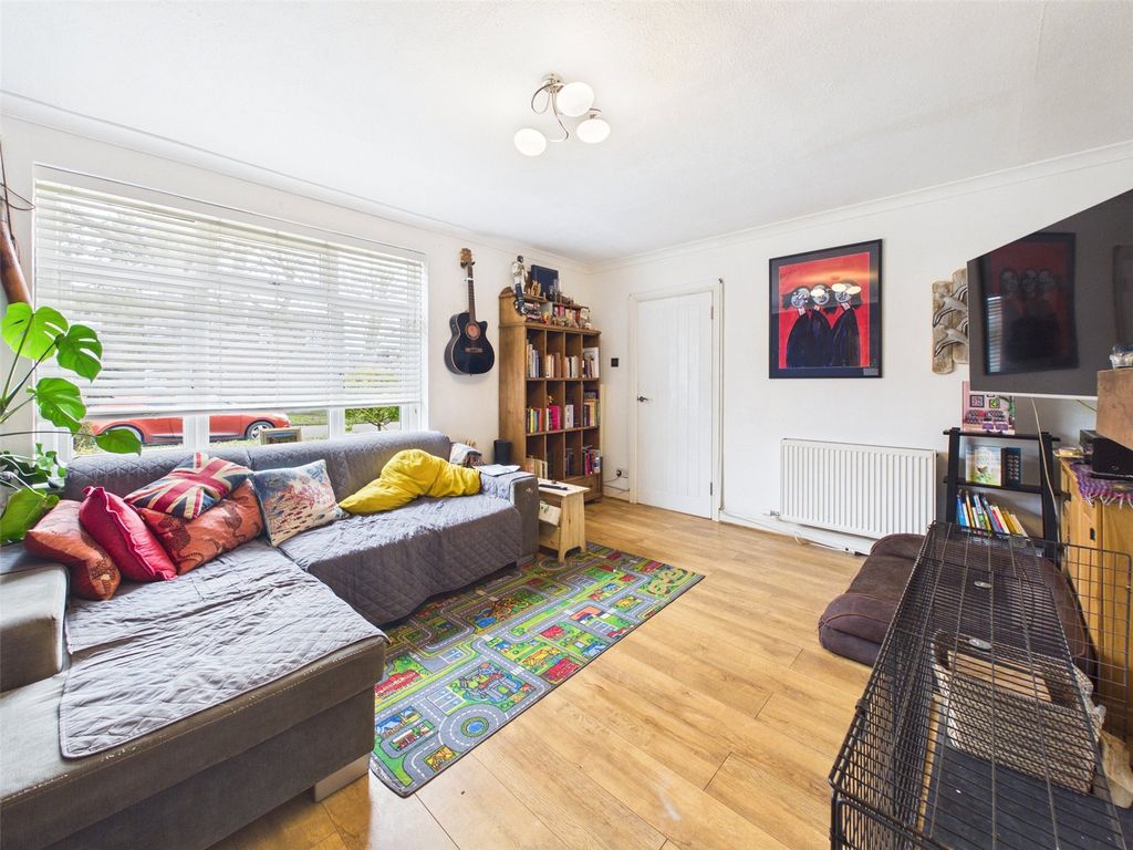 Property photo 3 of 16 Picture No. 03