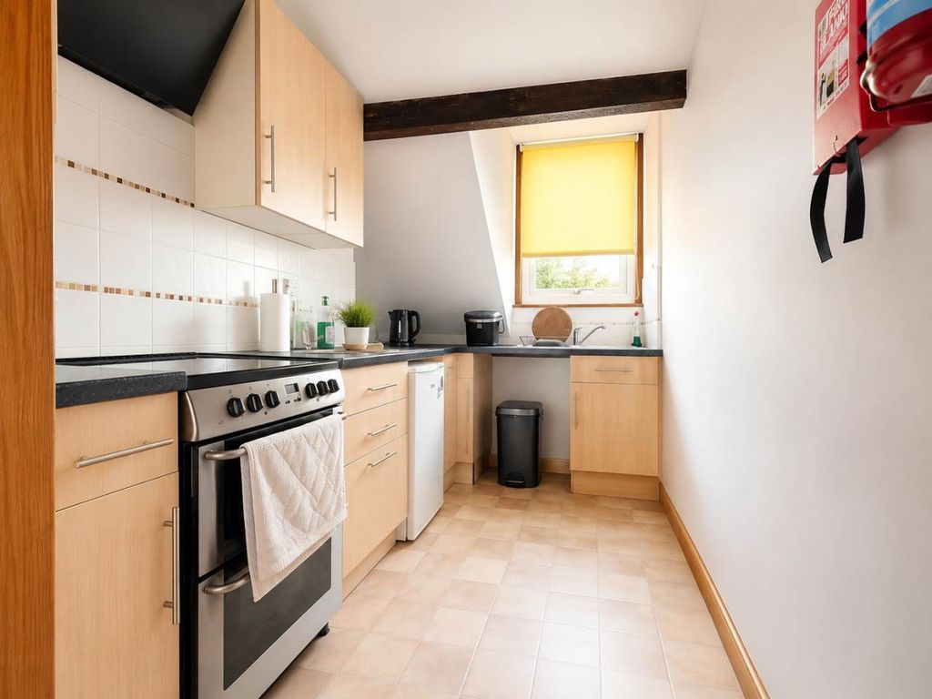 Property photo 3 of 3 Kitchen F3 14 Thespian