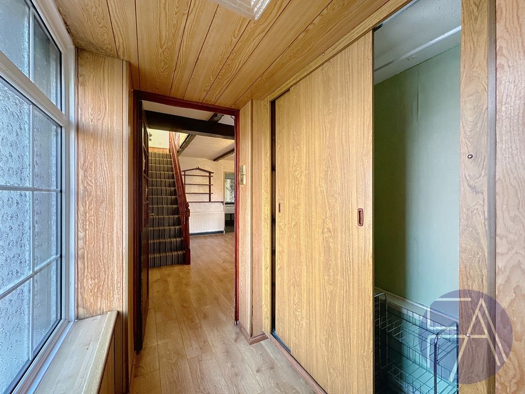 Property photo 3 of 29 4889895