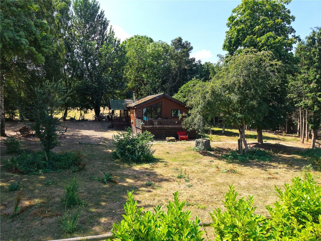 Property photo 2 of 26 Picture No. 23