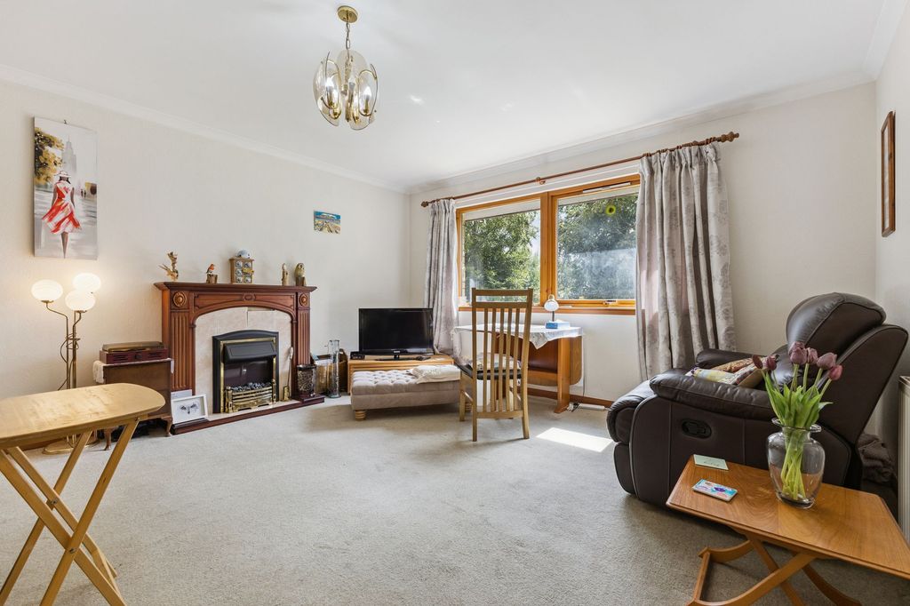 Property photo 3 of 22