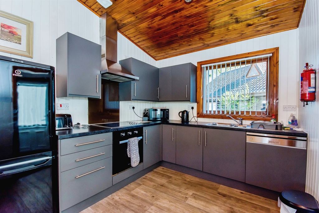 Property photo 2 of 15 Open Plan Lounge Kitchen