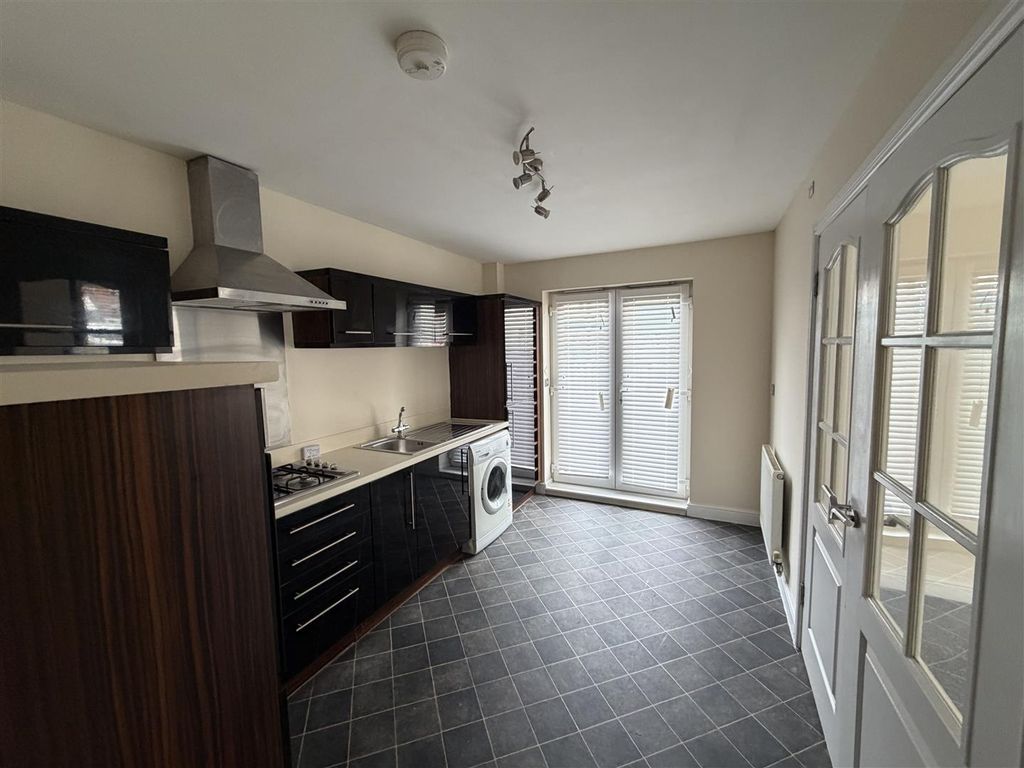 Property photo 2 of 10 Tempimageklidzd.Jpg