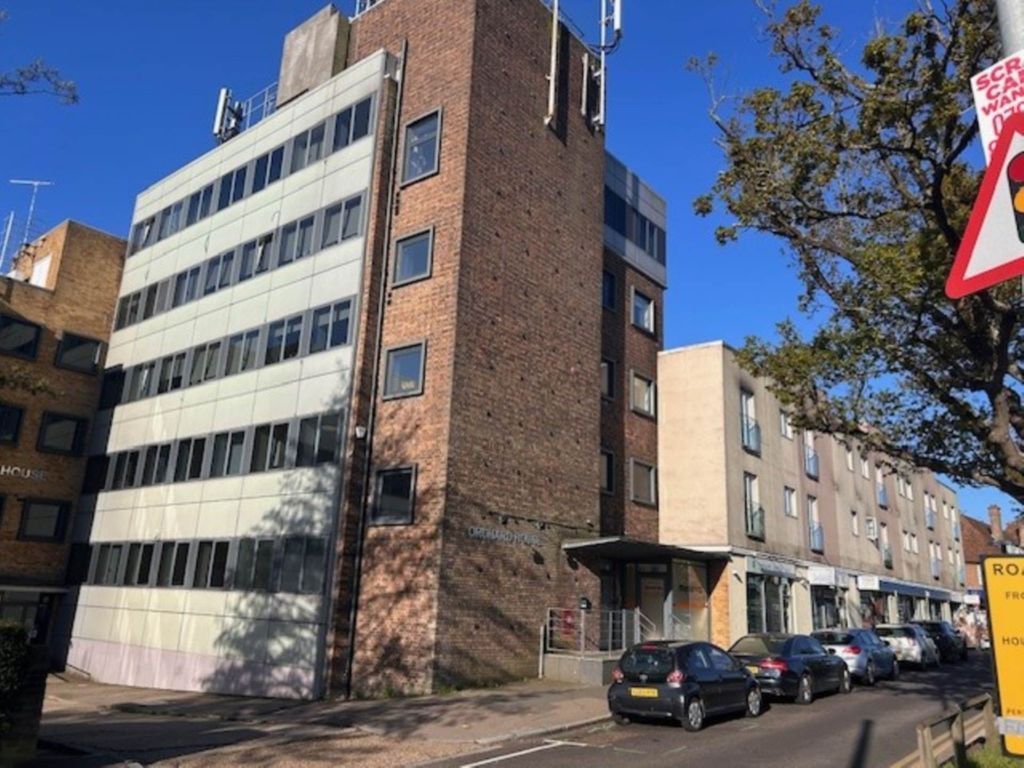 Property photo 1 of 3