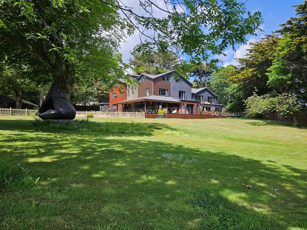 Property photo 1 of 65 Lower Angle Front.Jpg