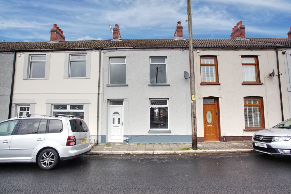 Property photo 1 of 33 Img_9380