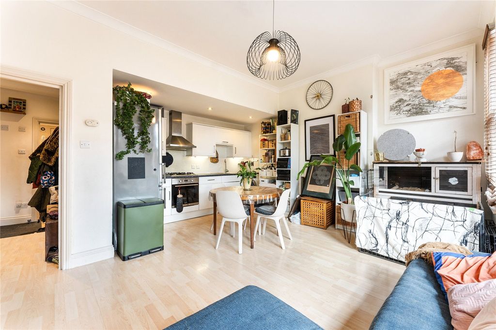 Property photo 1 of 9 Picture No. 07