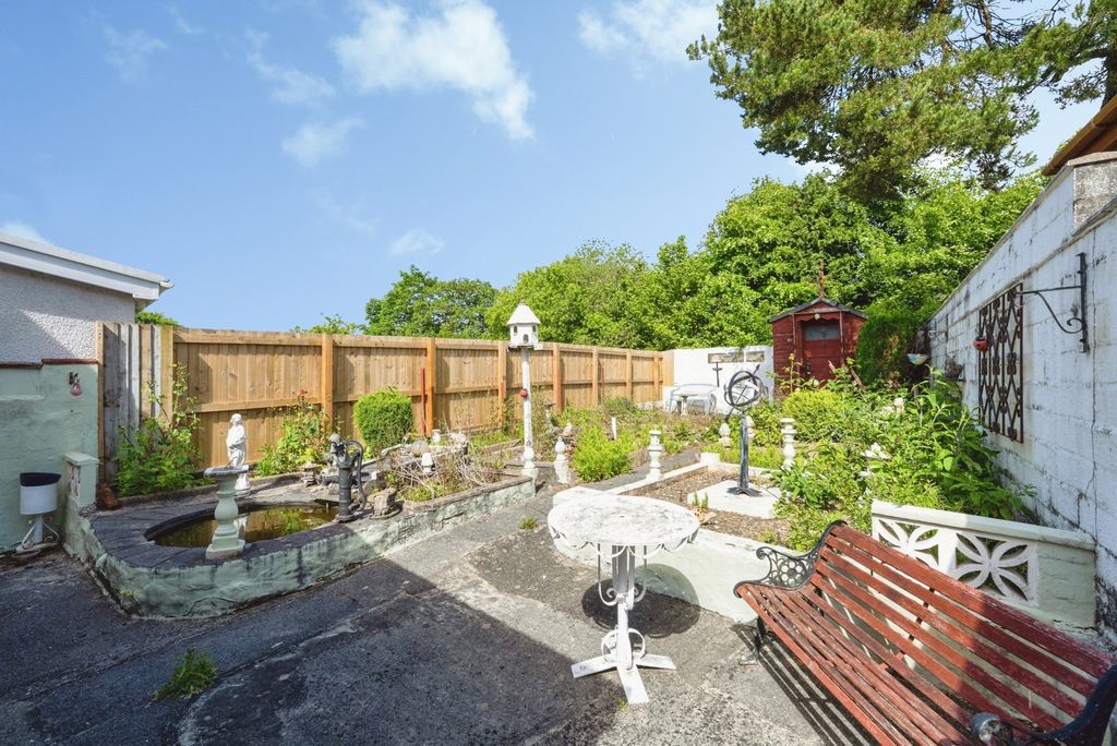 Property photo 3 of 18 Pbox-Img.Jpg