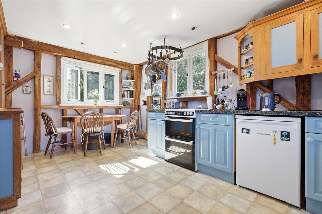 Property photo 3 of 21 Picture No. 23