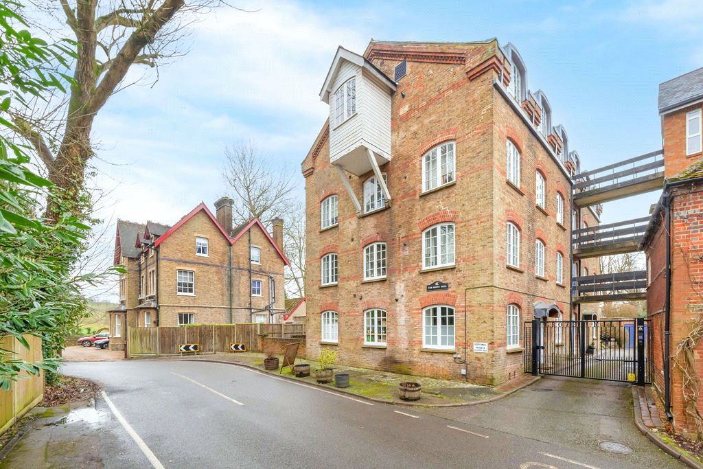 Property photo 1 of 27 Picture No. 22