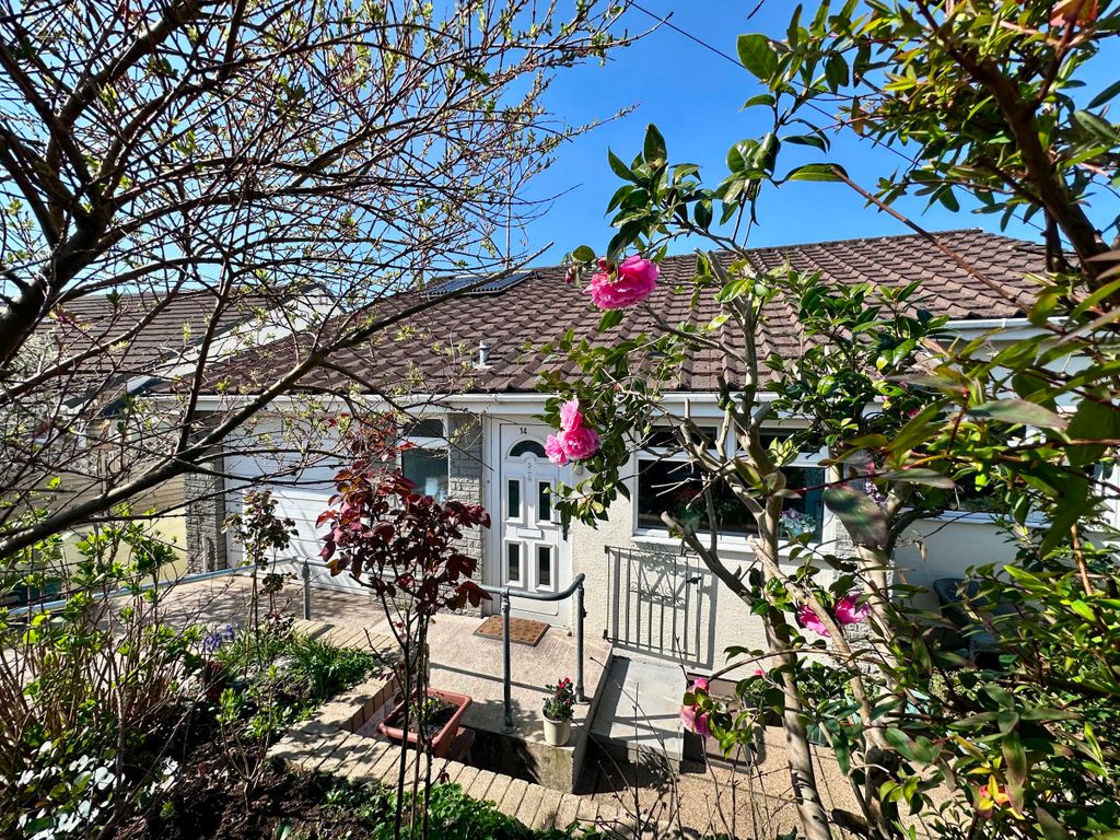 Property photo 1 of 50