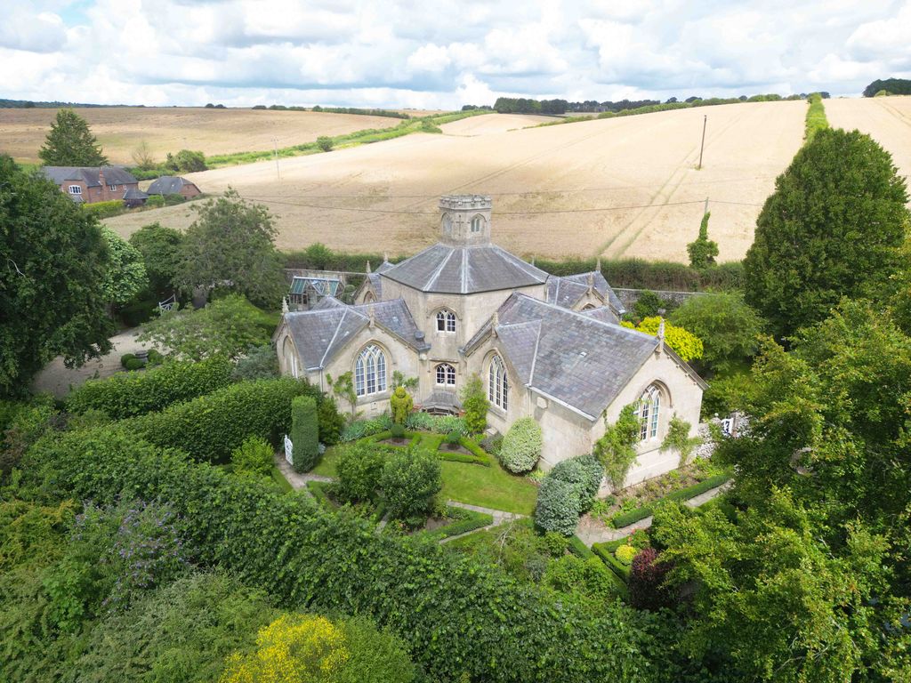 Property photo 1 of 26