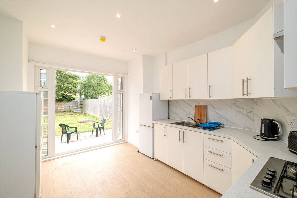 Property photo 1 of 7 Picture No. 29