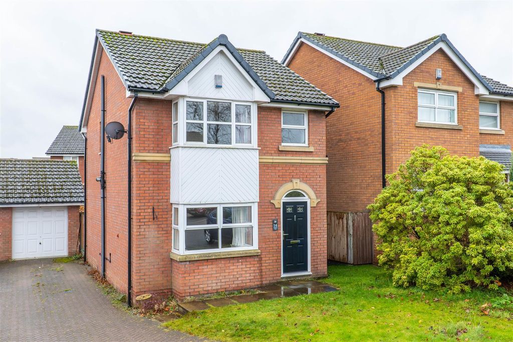 Property photo 1 of 25 Front External