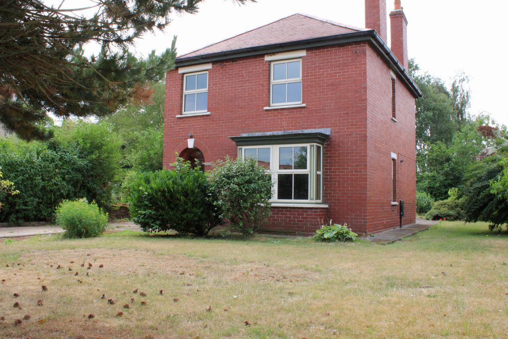 Property photo 1 of 13