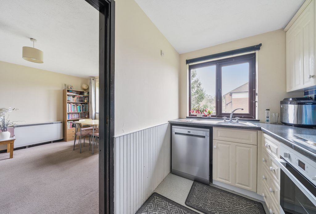 Property photo 3 of 20 1410153-5-6995A89...