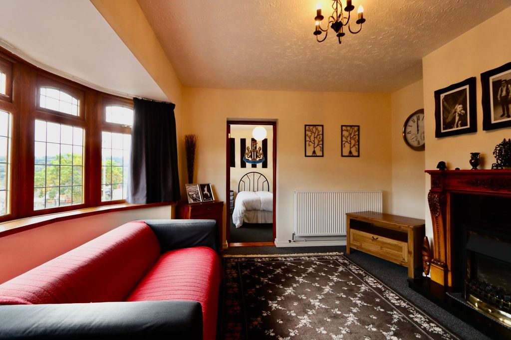 Additional image 18 of 3 bed detached bungalow for salePark Road, Newbridge NP11