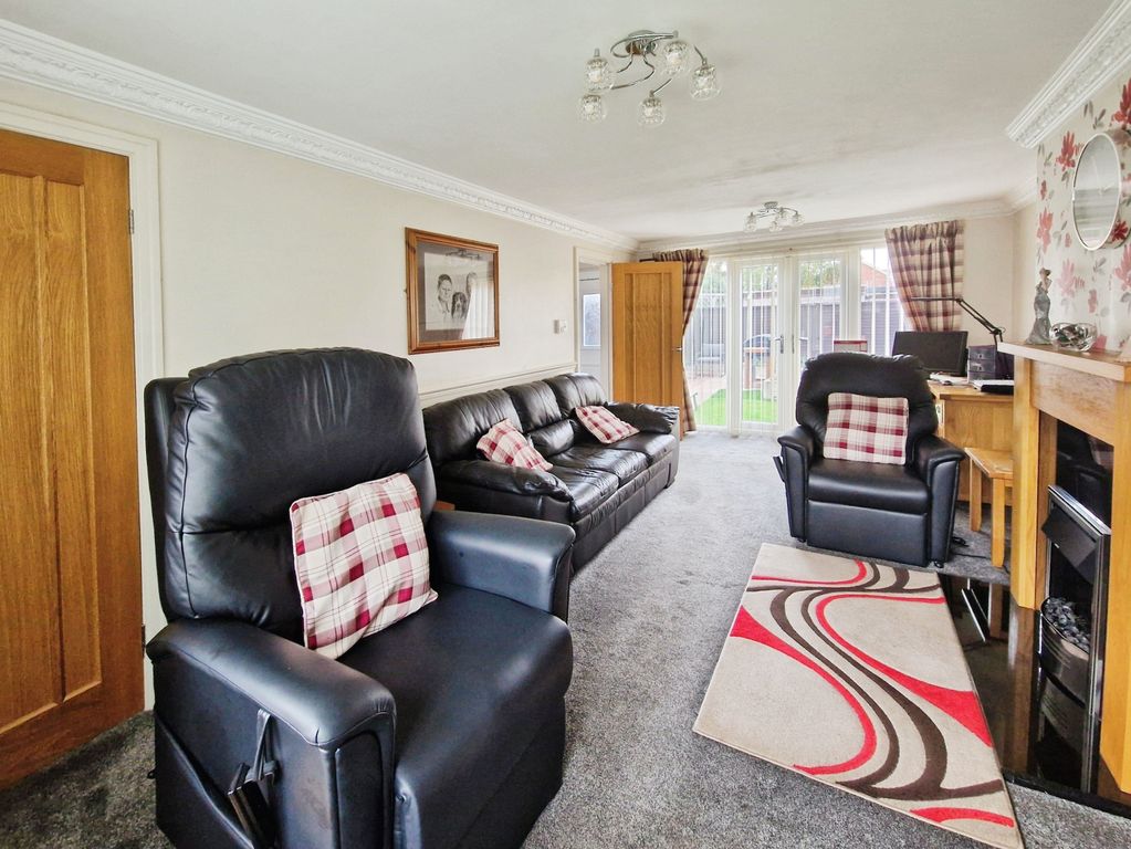 Property photo 3 of 20 Fbbef806-1000072564