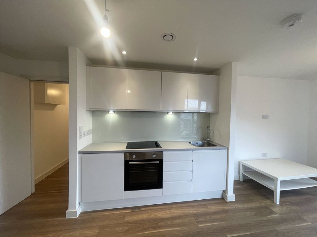 Property photo 3 of 6 Picture No. 06