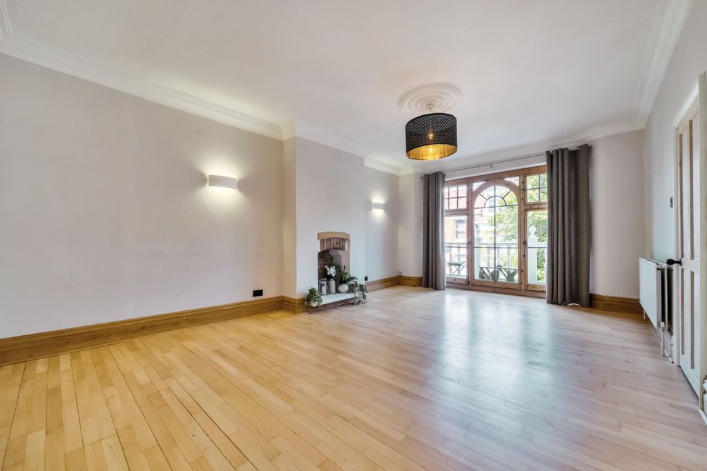 Property photo 1 of 15 Picture No. 08