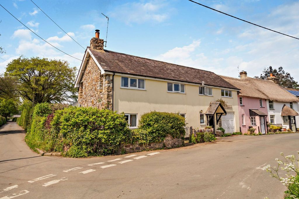 Property photo 1 of 14 Leat Cottage