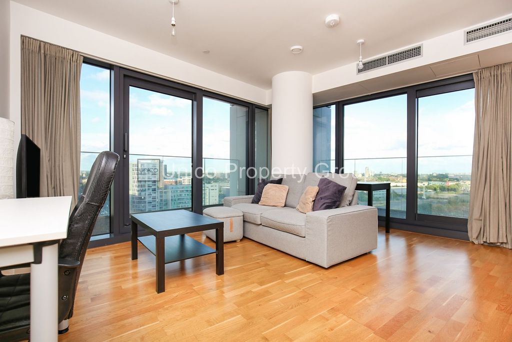 Property photo 2 of 12