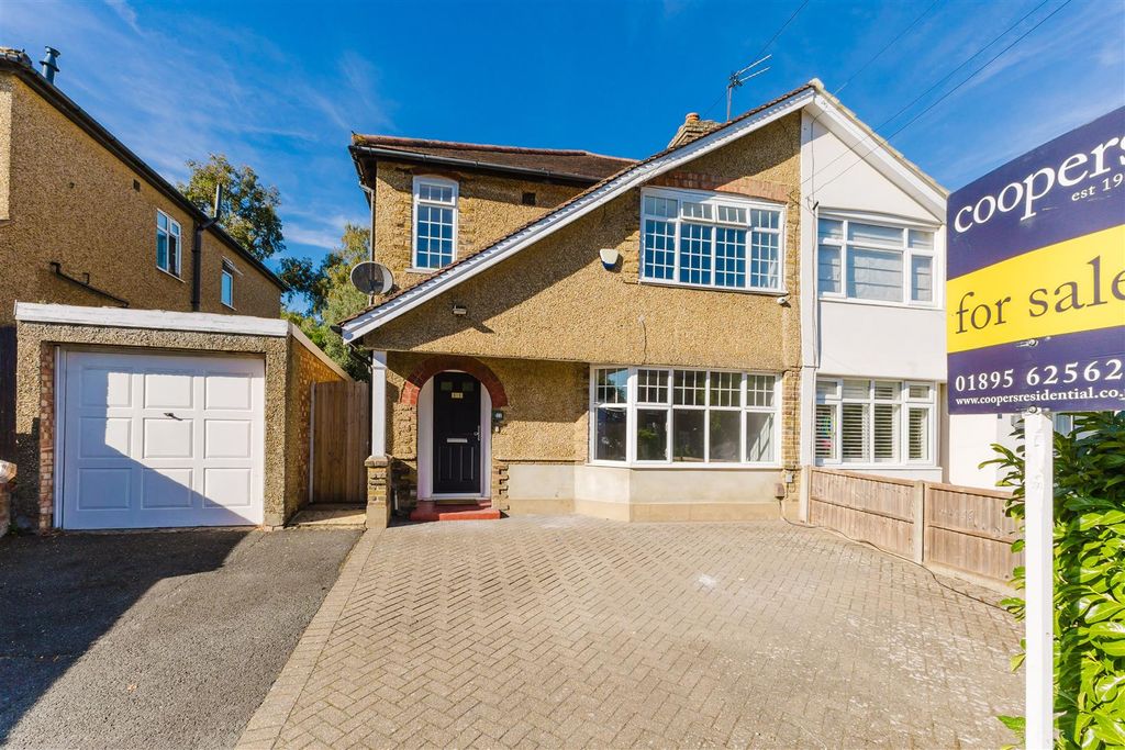 Property photo 1 of 26 External 1.Jpg