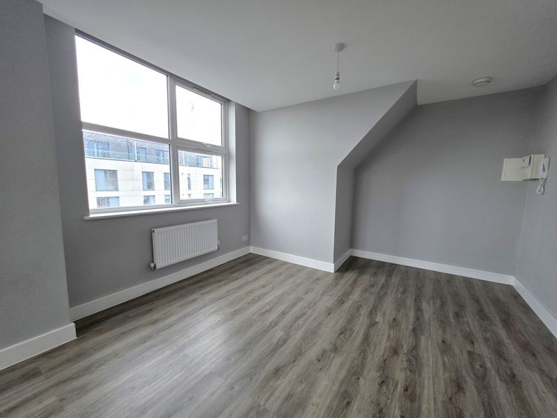 Property photo 3 of 5 Photo 6