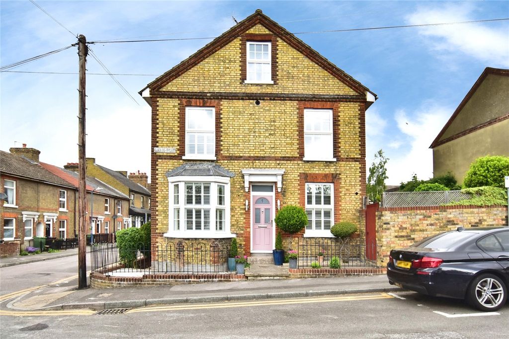 Property photo 1 of 17 Picture No. 23