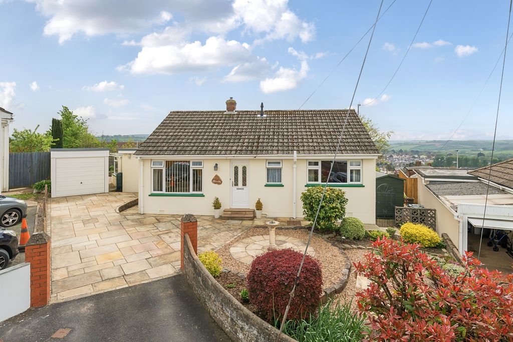 Property photo 1 of 19 1271851 (1)