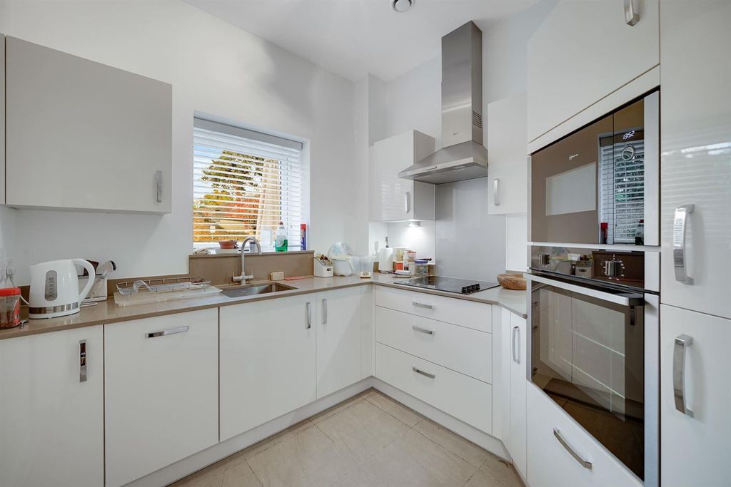 Property photo 3 of 17 07-71c084486-Gp-Mcs-4 Campbell House (71 Of 145)-m