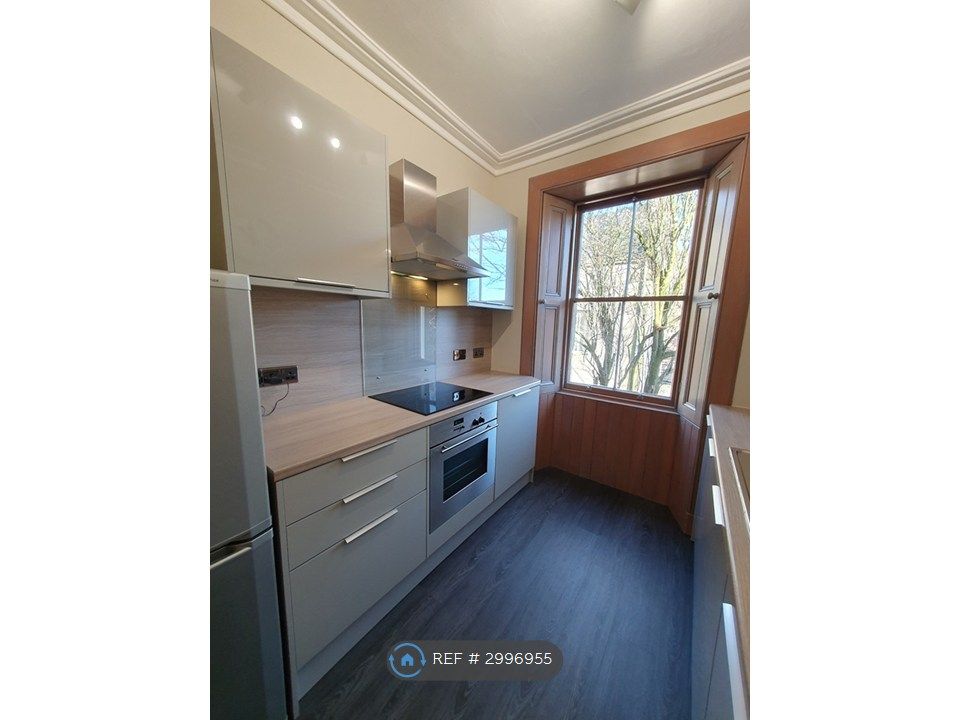 Property photo 1 of 14 Kitchen