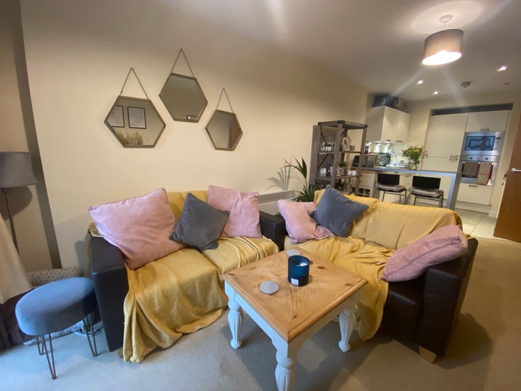 Property photo 2 of 9