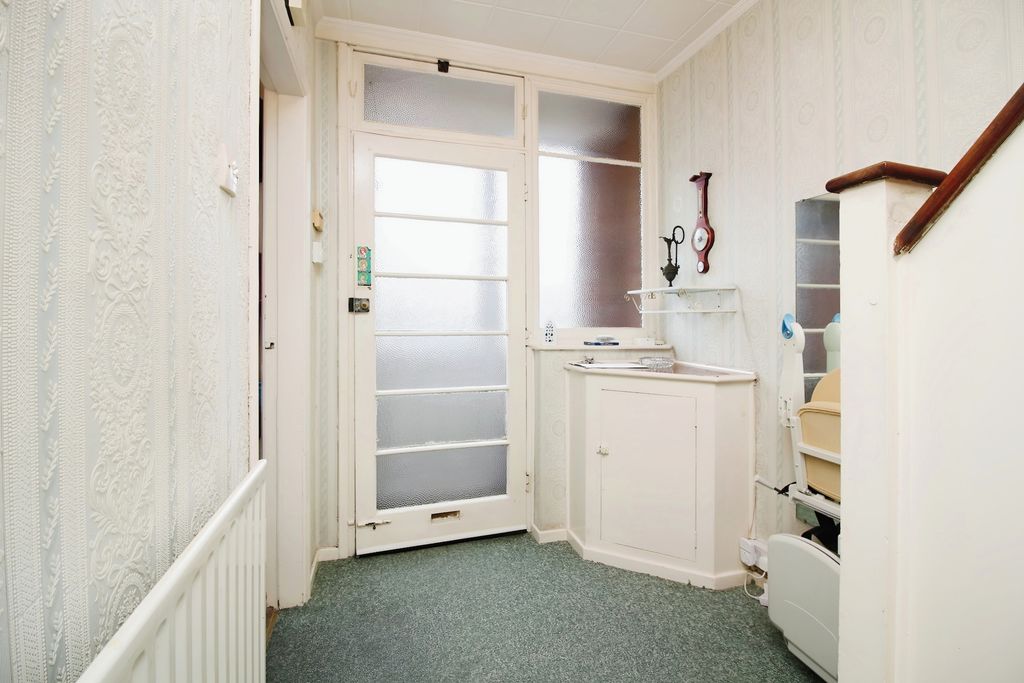 Property photo 3 of 26
