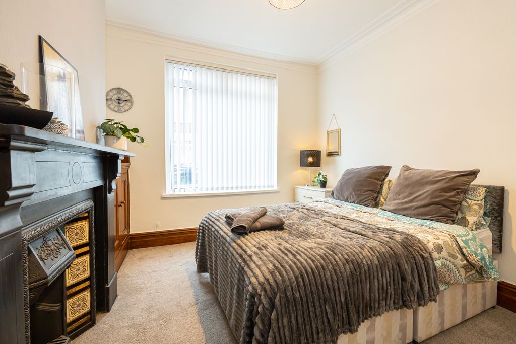 Property photo 3 of 9