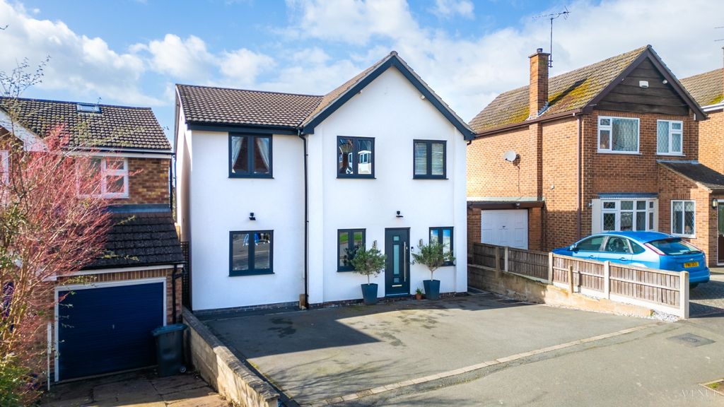 Property photo 1 of 35 4720651