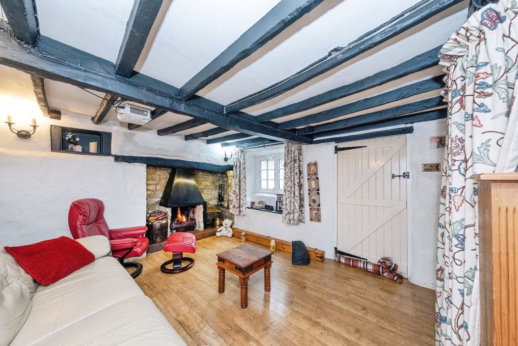 Property photo 2 of 16