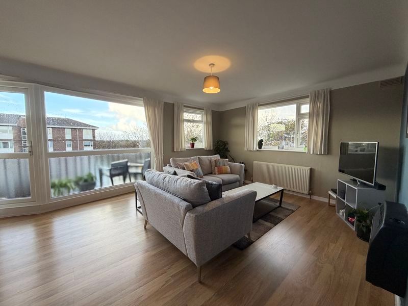 Property photo 3 of 13 Photo 2