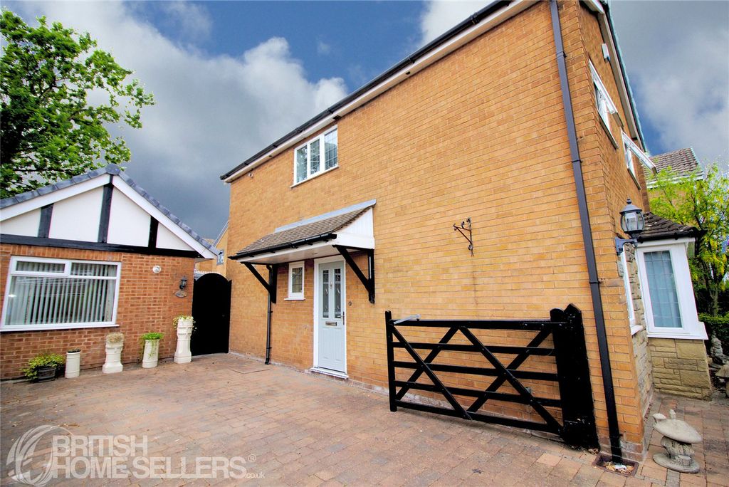 Property photo 1 of 34 Picture No. 18