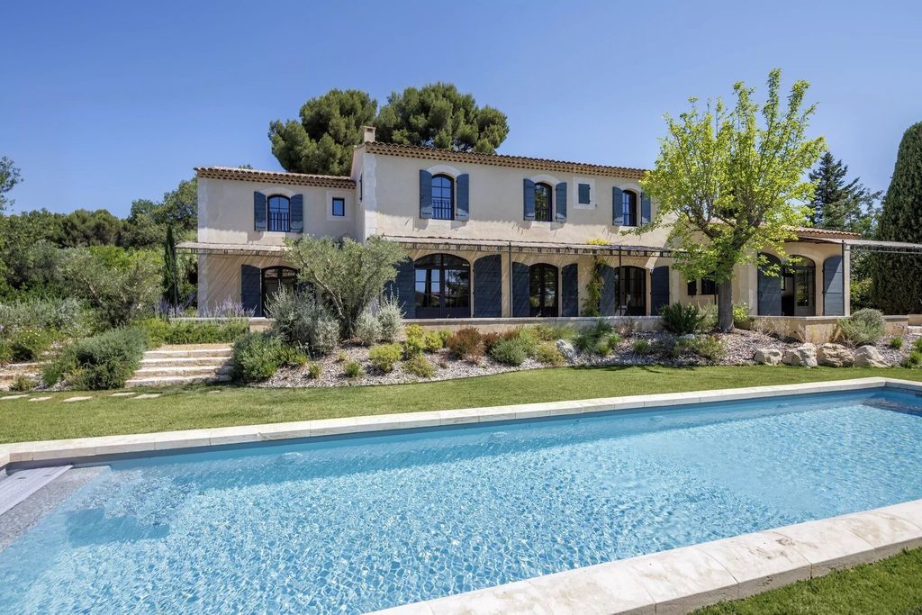 Property photo 1 of 26 Maussane-Les-Alpilles / Alpilles - New House - 265Sqm Of Living Space - Enclosed Landscaped Land 1,500Sqm - Quiet - Swimming Pool - Beautiful Amenities